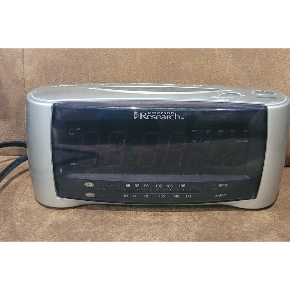 Emerson Research SmartSet CKS2288S Digital Dual Alarm Clock AM FM Radio Works